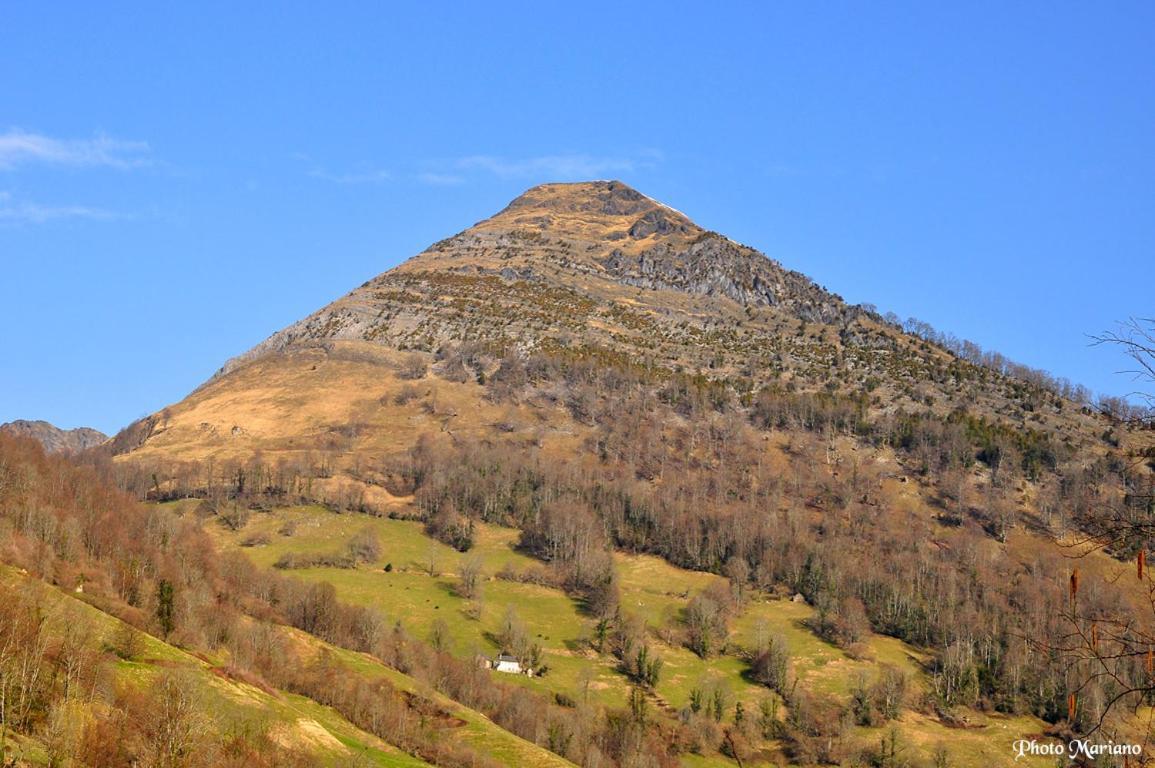 Gites Communaux A Lourdios Exteriér fotografie